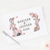 Boho veren perzik bloemenkrans bruiloft monogram rechthoekige sticker (Envelop)