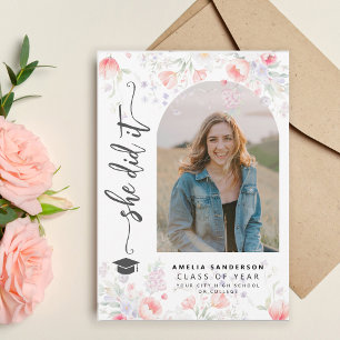 Boho wilde bloemen boog foto afstuderen  aankondiging