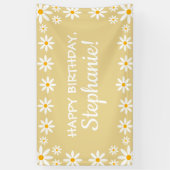 Boho Yellow Sand Retro Daisies Birthday Party Spandoek (Verticaal)