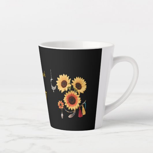 Boho Zonnebloem Custom Naam Bloemen Gift Zwart Latte Mok (Rechts)