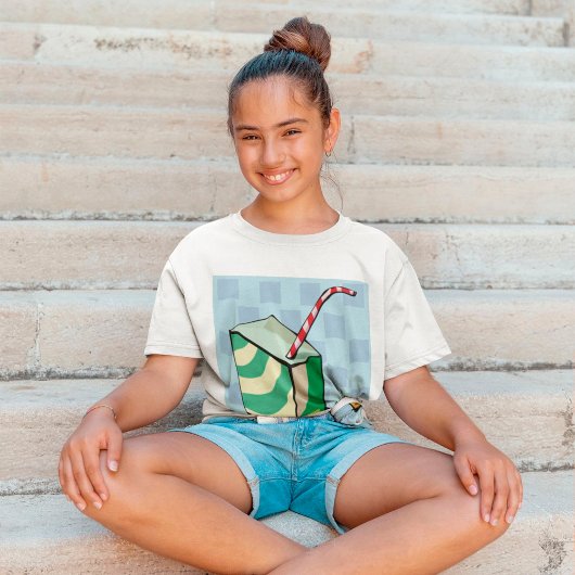 Boire Avec Un T-shirt Paille