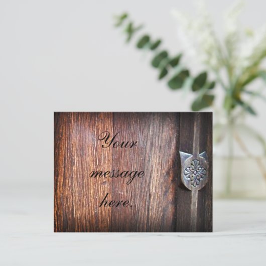 Bois ancien, carte postale (Debout devant)