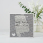 Bois rustique Alabama Gris invitations de mariage (Debout devant)