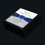Boîte À Souvenirs Boîte à cadeaux Damask 45th Mariage Anniversary<br><div class="desc">Un design Digitalbcon Images Design avec une couleur bleu et blanc saphir et un thème de design damassé avec une variété d'images, de formes, de motifs, de styles et de polices personnalisés dans ce "Damask 45th Mariage Anniversary Design" unique en son genre. Avec ce choix de design attrayant et élégant,...</div>