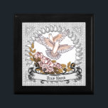 Boîte À Souvenirs Boîte cadeau Rose et colombes Mariage<br><div class="desc">Boîte cadeau pour les colombes et les Mariages Rose, vêtements Mariages, t-shirts Mariages, cadeaux de mariage par ArtMuvz Illustration. Correspondant douche de nage Mariage personnalisable, réception, drap de répétition. Célébrez votre amour dans le style avec nos designs mariages, Parfait pour la mariée, mariée, mariage et invités. Vous pouvez personnaliser avec...</div>