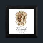 Boîte À Souvenirs Bride Groom Christian Gold Floral Bridesmaid<br><div class="desc">Doté d'une belle image catholique de la Sainte Vierge Marie et Saint-Joseph le jour de leur mariage,  revêtus d'un cadre doré et fleuri. La prière traditionnelle Memorare au milieu.</div>