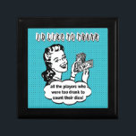 Boîte À Souvenirs Bunco drôle - l'identification aiment remercier<br><div class="desc">Ajoutez quelques humour et bons rires à votre événement de Bunco.  Je voudrais remercier tous les joueurs qui étaient à ivre pour compter leurs matrices.  Les femmes vintages de style grimace tout en tenant tout son argent liquide de Bunco.  Grand comme prix ou cadeau de Bunco.</div>