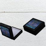 Boîte À Souvenirs Capricorne Astrological Zodiac Nom du signe<br><div class="desc">Boîte cadeau Capricorn Astrological Zodiac Sign Name. Embrassez l'essence de Capricorne avec notre boîte magnétique astrologique Zodiac Signal. Réalisée avec précision et ornée du symbole Capricorne emblématique, cette boîte est un hommage à l'ambition, à la détermination et à la discipline, caractéristiques distinctives d'un vrai Capricorne. Gardez vos trésors, bijoux ou...</div>