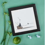 Boîte À Souvenirs C'est ce que je fais floral bleu côtier sous la me<br><div class="desc">Si vous avez déjà été dérangé par la question "Alors que faites-vous ?", vous allez adorer cette sorte de boîte cadeau, boîte mémoire ou boîte à souvenir "c'est ce que je fais". Il présente un bleu côtier floral et marron sous le poème visuel de la mer appelé "Alors que faites-vous...</div>