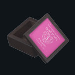 Boîte À Souvenirs De Première Qualité 5 ans d'amour rose tourmaline coutume merci<br><div class="desc">Simple contour carré effet ligne d'art graphique 5ème anniversaire Mariage boîte cadeau. Customisez avec votre propre choix de nom et de relation. Je lis actuellement à ma merveilleuse femme Merci pendant 5 ans d'amour. Idéal pour un cinquième anniversaire mariage cadeau tourmaline en pierres précieuses rose. 5 ans de mariage est...</div>