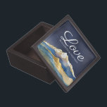 Boîte À Souvenirs De Première Qualité Aquarelle Blue Gold Foil Mountain Mariage extérieu<br><div class="desc">Boîte Cadeau Mariage moderne Modèles - Vert Bleu et Faux Or Foil Aquarelle Montagnes Paysages Paysages. Ces Designs Peuvent Être Personnalisés Pour Votre Occasion Spéciale Et Seraient Parfaits Pour Votre Mariage,  Fête des mariées,  Partie D'Engagement,  Fête D'Anniversaire Et Beaucoup D'Autres Occasions Spéciales.</div>