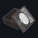 Boîte À Souvenirs De Première Qualité Mariages de typographie de tableau noir<br><div class="desc">Chalkboard Vintage moderne Mr et Mrs Chalkboard Wedding Invitations mariages Chalkboard doux et sassy Chalkboard Moderne Typographie Vintage Invitations Chalkboard doux et sassy mariages Mariage Party T-shirts</div>