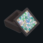 Boîte À Souvenirs De Première Qualité Motif feuille tropical<br><div class="desc">Motif feuilles tropicaux vert et bleu sans soudure.</div>