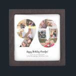 Boîte À Souvenirs De Première Qualité Salutation faite sur commande de<br><div class="desc">Boîte-cadeau faite sur commande de salutation de quatre-vingt-dixième de nombre collage moderne de photo
Customisez-la avec vos photos et salutations.
Si vous voudriez avoir la couleur différente d'arrière - plan,  sentez-vous libre pour m'envoyer chez panggadesigns@gmail.com</div>