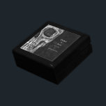 Boîte À Souvenirs Demi-Crâne gothique Mariage noir et blanc<br><div class="desc">Texture de grunge macabre gothique noir et blanc imprimé mi-crâne mariage carré garde boîte cadeau pour les jeunes mariés. Éffrayant,  déplaisant,  mauvais,  sinistre. Personnalisé,  tendance,  unique,  moderne,  effrayant style Halloween design cool. Copyright de l'image Marg Seregelyi Photography.</div>