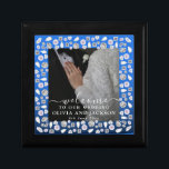 Boîte À Souvenirs Elégant Silver Blue Heart Diamond Parties scintill<br><div class="desc">Art Déco Mariage Diamond noir et blanc</div>
