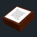 Boîte À Souvenirs Épouse personnalisée<br><div class="desc">Bridesmaid boîte cadeau en bois avec le poème : "Vous avez partagé avec nous le début de notre "heureux toujours après", avec de nombreuses larmes de joie et des moments de rire. Vous êtes toujours là quand j'ai besoin de vous et je peux toujours dépendre, Aujourd'hui, ma servante d'accueil, et...</div>
