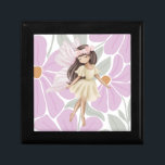 Boîte À Souvenirs Fleurs de fées Filles<br><div class="desc">Une fée magique sur fond de carreaux en céramique fleurie devant la chambre d'une jeune fille. Un endroit pour stocker ses bijoux et ses trésors.</div>