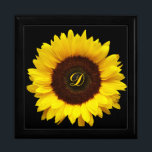 Boîte À Souvenirs Grand sourire/Tournesol jaune<br><div class="desc">Choisissez votre couleur arrière - plan idéale et ajoutez le nom,  le monogramme,  le nom (ou la suppression) du destinataire pour en faire un cadeau souriant.</div>