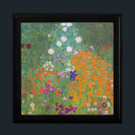 Boîte À Souvenirs Gustav Klimt Fleur Jardin Cottage Nature<br><div class="desc">Un beau tableau de jardin - c'est un tableau classique de Gustav Klimt,  appelé Cottage Garden,  ou Bauergarten,  1907,  qui est un gros plan d'un jardin fleuri,  un tableau floral coloré.</div>