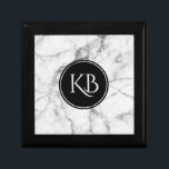 Boîte À Souvenirs Image du Monogramme personnalisé en marbre blanc e<br><div class="desc">Image élégante de blanc et gris de texture marbré avec cercle noir et monogramme personnalisable.</div>