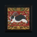 Boîte À Souvenirs Lapin Folk<br><div class="desc">Obtenez cette oeuvre d'art moderne aujourd'hui avec un arrière - plan marron et rouge. Cette oeuvre d'art contient un lapin noir et blanc qui semble courir. Les détails de cette image sont très nets et très vifs. C'est une oeuvre d'art contemporain qui conviendra parfaitement à tous les thèmes folkloriques que...</div>