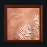 Boîte À Souvenirs Lush Palm Leaf Mariage Bridesmaid Terra Ctta ID956<br><div class="desc">Une palette de couleurs tendance dans les tons terre cuite, cuivre et rouille, des cadres géométriques étincelants et des aménagements design élégants, constituent la base de cette suite mariage passionnante. Que vous planifiez un mariage de destination ou que vous séjourniez à proximité de chez vous, cet ensemble délicat en feuille...</div>