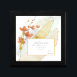 Boîte À Souvenirs Mariage fleur sauvage Flower Girl Gold ID954<br><div class="desc">Cette collection de mariage élégante utilise une palette de couleurs saisissante, y compris le flake d'or, l'orange brûlée et le vert sauge, pour créer des articles de papeterie assortis et des fournitures de fête pour votre journée spéciale. Les flores d'aquarelle et les touches de peinture scintillantes attirent les arrière -...</div>