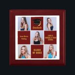 Boîte À Souvenirs Maroon Graduate Photo Collage Custom Graduate<br><div class="desc">Une boîte cadeau de collage de collage de photo classique sur mesure avec carré marron classique et écriture d'or pour un lycée de niveau supérieur diplômé avec la classe de 2023. Customisez avec vos portraits, votre nom d'école et votre diplôme pour un grand cadeau personnalisé. Il dispose d'un modèle de...</div>