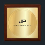 Boîte À Souvenirs Modèle de monogramme Elégant Faux Gold personnalis<br><div class="desc">Faux Gold Elegant Monogram Modèle Moderne Grande Bijouterie Boîte Cadeau.</div>