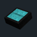 Boîte À Souvenirs Monogramme en daim turquoise en cuir<br><div class="desc">Monographie bleu turquoise look en daim(image) vintage fleurs orange. Design est disponible sur d'autres produits et peut être demandé sur n'importe quel produit offert par Zazzle. Voici une image de cuir daim</div>
