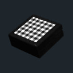 Boîte À Souvenirs Motif En vichy noir et blanc<br><div class="desc">Les carrés noirs, blancs et gris forment un plaid audacieux et à carreaux. Le motif en vichy noir et blanc a été créé à partir de rien. Le blanc est transparent, donc vous pouvez le changer si vous voulez. Il suffit de cliquer sur le bouton "Customiser", puis de sélectionner une...</div>