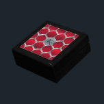 Boîte À Souvenirs Motif géométrique Monogramme rouge et argent<br><div class="desc">Cool red and silver geometric octagons. Custom monogram.</div>