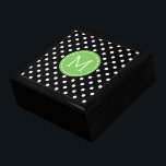 Boîte À Souvenirs Motif Polka Noir Et Blanc 3<br><div class="desc">Elégant motif à petits pois noir et blanc aux accents de cercle vert vif et monogramme personnalisable.</div>