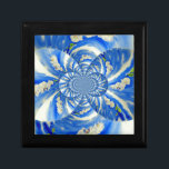 Boîte À Souvenirs Orchidée aquarelle peinture, Nuages Mandala<br><div class="desc">romantique surréaliste mandala blanc orchidée aquarelle peinture par H Cooper</div>