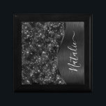 Boîte À Souvenirs Parties scintillant noire métallique personnalisée<br><div class="desc">Personnalisez facilement cette boîte cadeau à motif de métal brossé noir et de faux parties scintillant glamour avec votre propre nom personnalisé.</div>