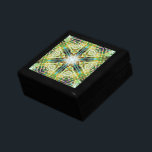 Boîte À Souvenirs Poisson brillant texture de sable kaléidoscope vie<br><div class="desc">Le kaléidoscope en texture sablonneuse est à peine perceptible avec une couleur verte jaunâtre prédominante,  comme si il était vieilli,  mais les détails intéressants sont les pigments colorés et un "aqua cyan" fort,  légèrement "qui ressemble à la brillance des écailles de poisson ou des disques compacts (DVD).</div>
