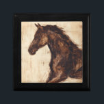 Boîte À Souvenirs Profil du cheval sauvage Brown<br><div class="desc">La beauté de ce cheval sombre est parfaitement capturée par deux couleurs simples : le marron et le beige et la netteté de l'encre utilisée dans ce tableau le rend encore plus réaliste. Ce dessin d'art contemporain représentant un profil d'étalon brun ajoutera du caractère à tout salon, salle à manger...</div>