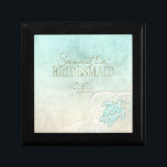Boîte À Souvenirs Sea Foam Beach Wedding Turtle N'importe quel membr<br><div class="desc">Une texture aquarelle dans les tons doux de la mer et du sable est l'arrière - plan pour les éléments marins tels que l'étoile de mer et les coquilles qui sont rehaussés de mousse de mer pour créer les pièces de cette suite mariage. La boîte cadeau mariage présentée ici contient...</div>