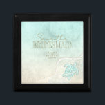 Boîte À Souvenirs Sea Foam Beach Wedding Turtle N'importe quel membr<br><div class="desc">Une texture aquarelle dans les tons doux de la mer et du sable est l'arrière - plan pour les éléments marins tels que l'étoile de mer et les coquilles qui sont rehaussés de mousse de mer pour créer les pièces de cette suite mariage. La boîte cadeau mariage présentée ici contient...</div>