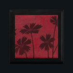 Boîte À Souvenirs Silhouettes en tête de fleurs sur Arrière - plan C<br><div class="desc">Des silhouettes en forme de tête de fleur sont dressées contre un arrière - plan pourpre dans ce tableau botanique contemporain. Le rouge profond de la toile de fond sert de grand accent pour les ombres florales représentées dans cette pièce.</div>