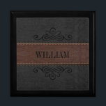 Boîte À Souvenirs Texture en cuir Vintage Brown et noir<br><div class="desc">Image élégante de la texture en cuir vintage brun et noir avec effet points de suture. Monogramme personnalisable en noir avec élément de design de tourbillons noirs calligraphiques.</div>
