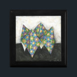 Boîte À Souvenirs Vendeur Origami Fortune sur papier géométrique<br><div class="desc">Un vieil origami de fortune créé avec du papier géométrique. Originaire de Chariklia Zarris,  elle fait partie d'une série qu'elle a réalisée avec différentes formes d'origami. Achetez-le aujourd'hui,  et regardez le reste de la collection !</div>
