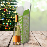 Boite Cadeau Pour Bouteille De Vin Aquarelle moderne Lime Vert Pink Arbres de Noël Aq<br><div class="desc">Boite moderne vert et rose Noël Arbres Aquarelle Boite à vin saisonnière.</div>