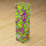 Boite Cadeau Pour Bouteille De Vin Boîte à cadeaux de vin Floral<br><div class="desc">Boite cadeau de vin Quelque chose pour tout le monde offre une boîte cadeau de vin personnalisée customisée spécialement pour ce moment spécial avec vos proches. Cette boîte cadeau unique impressionne vos amis et votre famille. Pendant que vous êtes déjà ici, vous pouvez vouloir voir d’autres articles connexes de salle...</div>