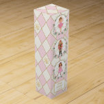 Boite Cadeau Pour Bouteille De Vin Casse-noix rose or Fête de couronne florale Faveur<br><div class="desc">Cet adorable ballotin présente des personnages magiques de l'une des histoires de Noël les plus aimées de tous les temps,  The Nutcracker. Objets correspondants disponibles dans notre magasin.</div>