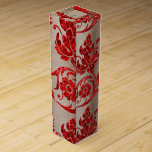 Boite Cadeau Pour Bouteille De Vin Elégant Rouge Or Faux Velvet Damask<br><div class="desc">Beau damas en velours rouge faux sur un arrière - plan en faux or foncé rendent ce joli sac cadeau si élégant pour toute occasion.</div>