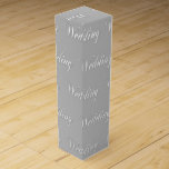 Boite Cadeau Pour Bouteille De Vin Épouser (argent)<br><div class="desc">Conception argentée et blanche de mariage.</div>