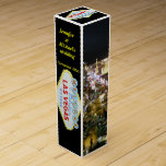 Boite Cadeau Pour Bouteille De Vin Las Vegas personnalisé<br><div class="desc">Boîte personnalisée à vin de Las Vegas avec la vue aérienne de la bande de Las Vegas Boulevard,  des lumières de casino de nuit,  et du signe bienvenu célèbre. Faites votre propre souvenir de mariage ou d'événement spécial avec facile de customiser le modèle des textes.</div>