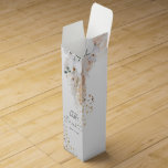 Boite Cadeau Pour Bouteille De Vin Pampas Grass et Orchidées Blanches Boho<br><div class="desc">Orchidées blanches élégantes et belles,  pampas herbe et boîtes à vin dorées</div>